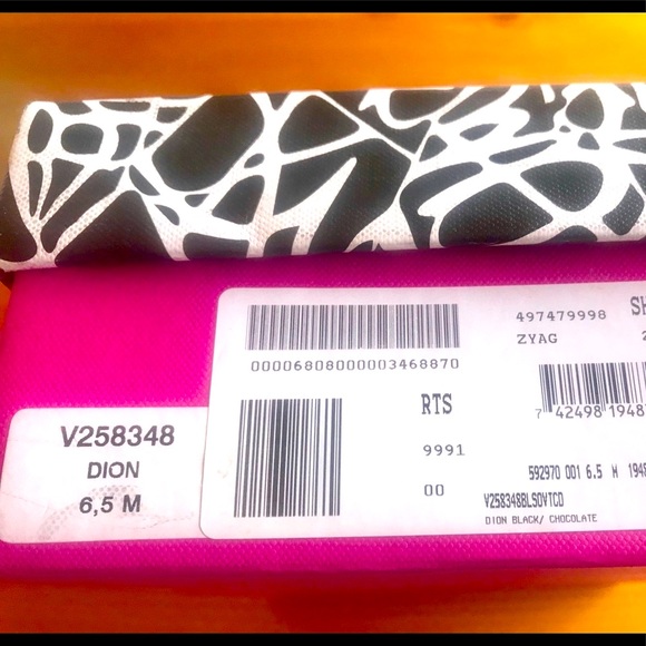 DVF Dion Sandals - Picture 6 of 9